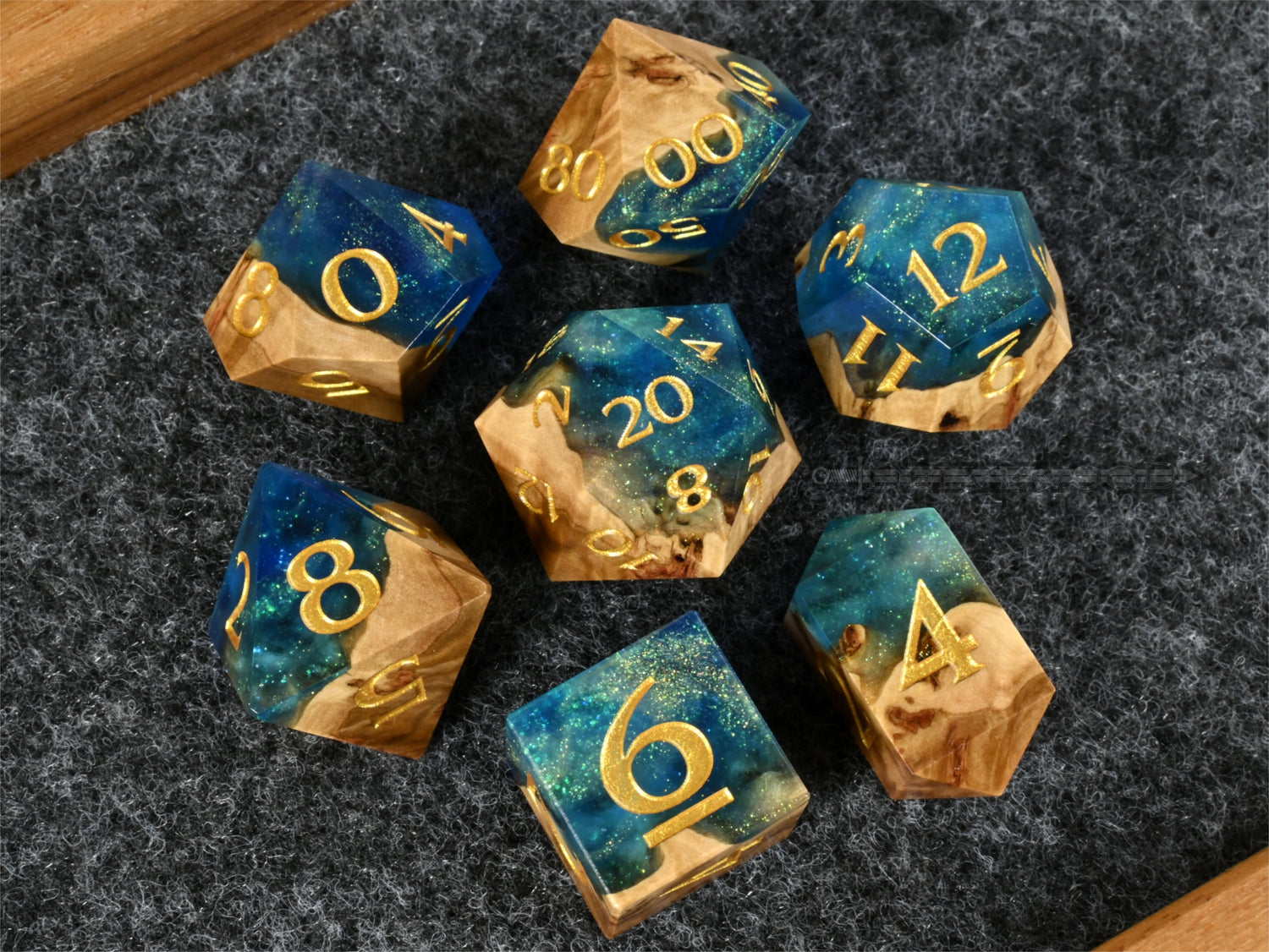 Hybrid wood and resin dice set for dnd ttrpg