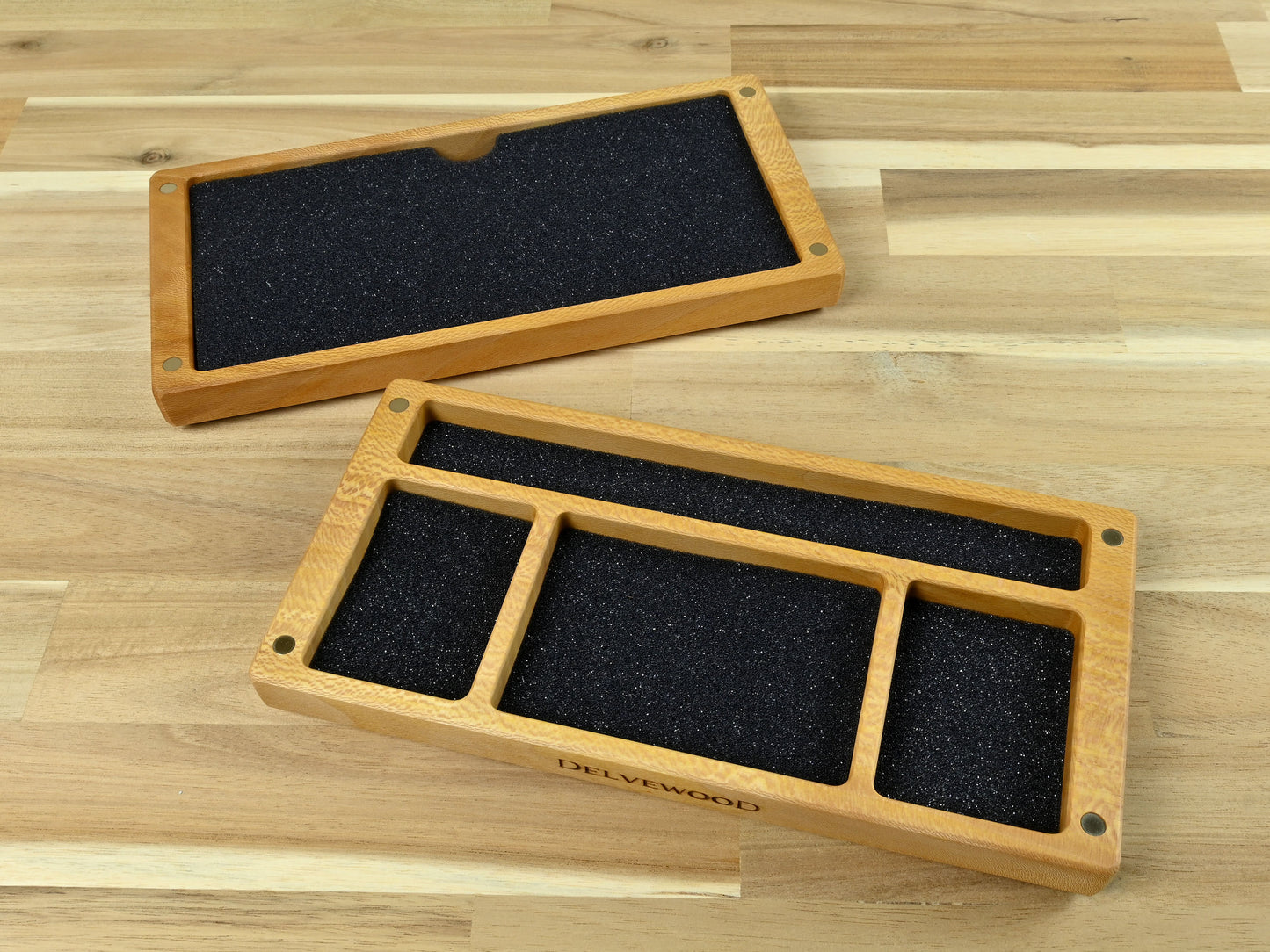 Sycamore Delver's kit dice box and tray with celtic knot engraving for dnd rpg