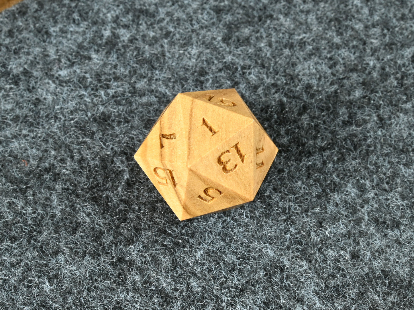 Olivewood d20 for dnd rpg