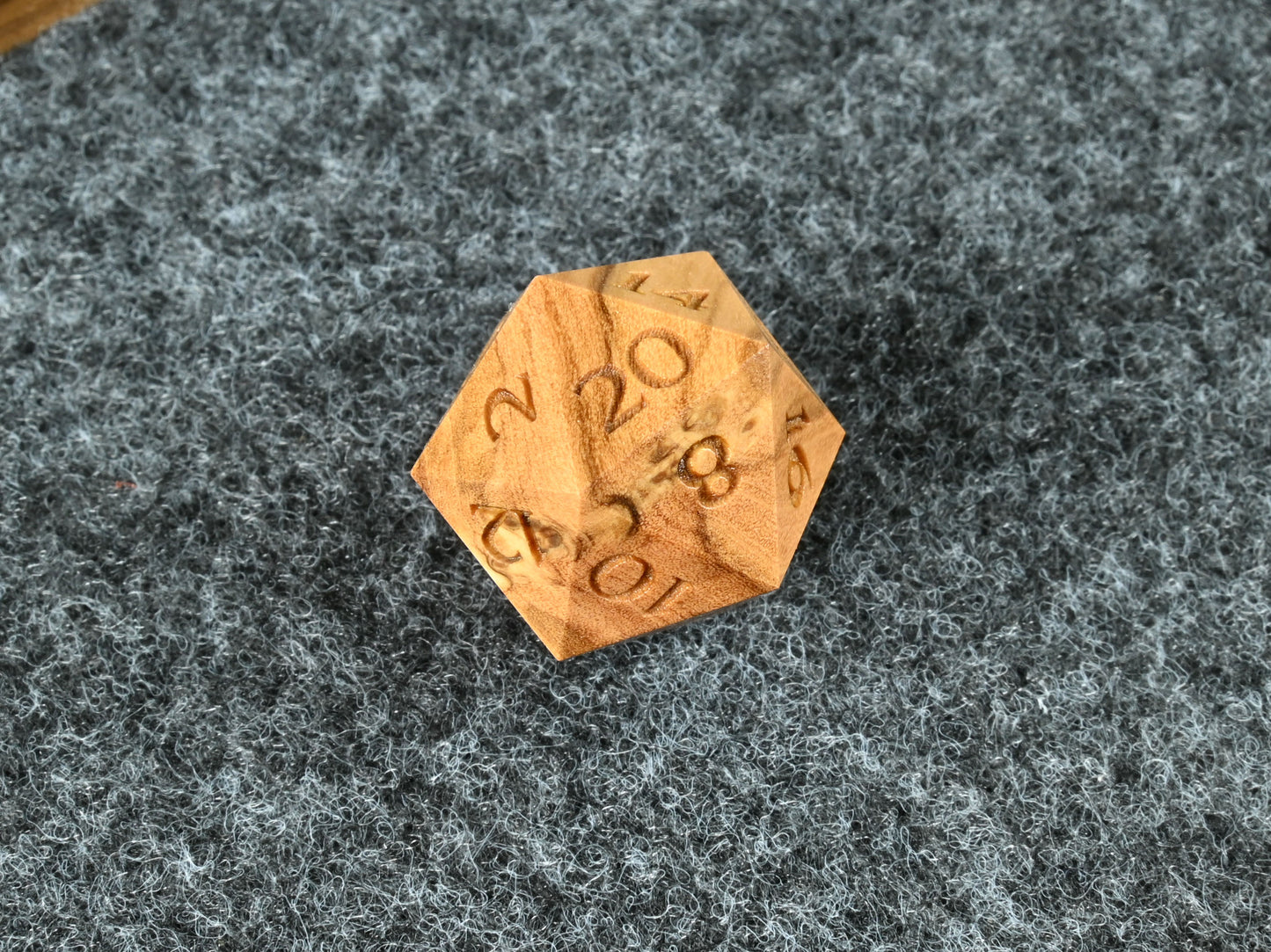 Olivewood d20 for dnd rpg