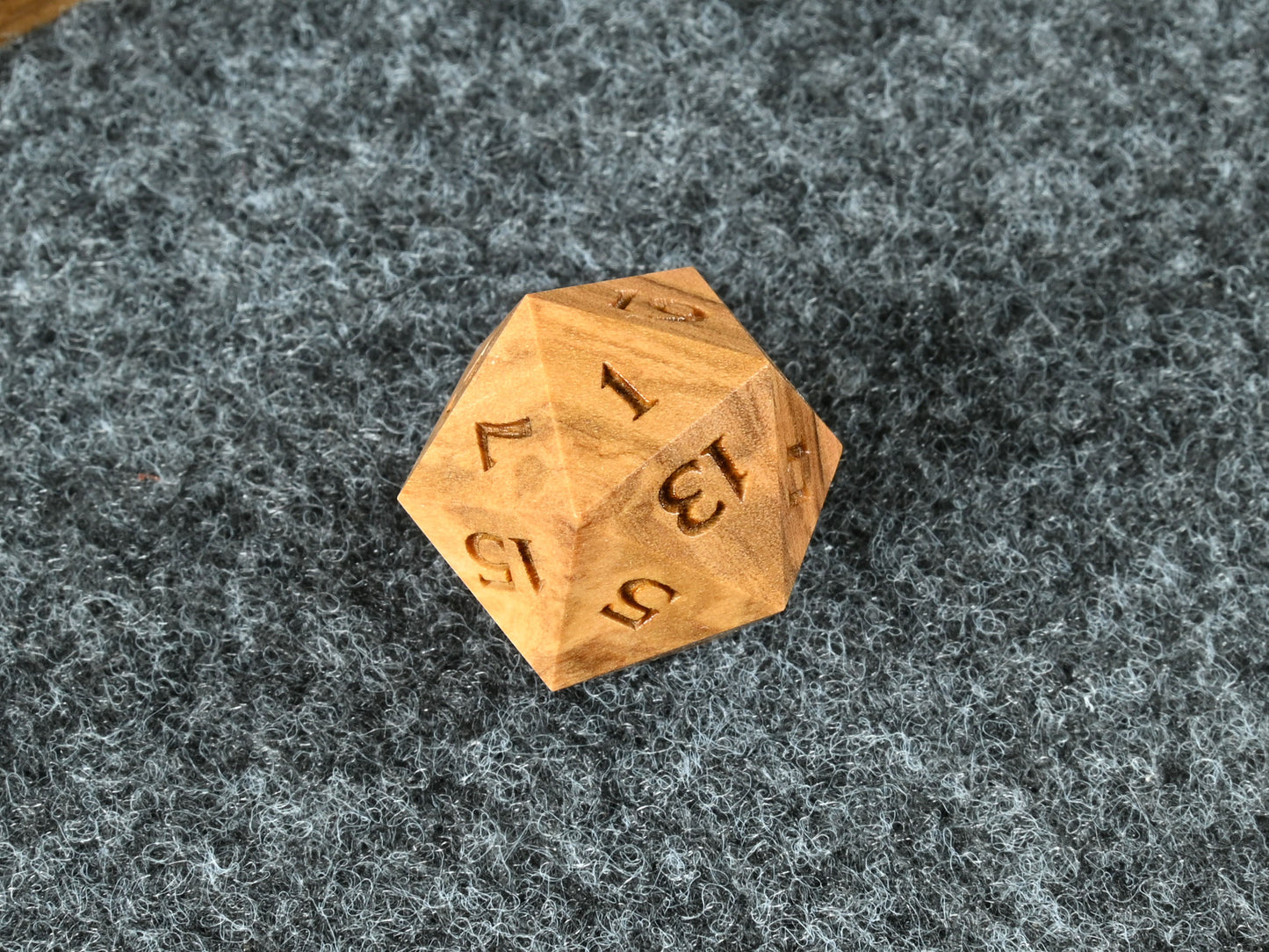 Olivewood d20 for dnd rpg