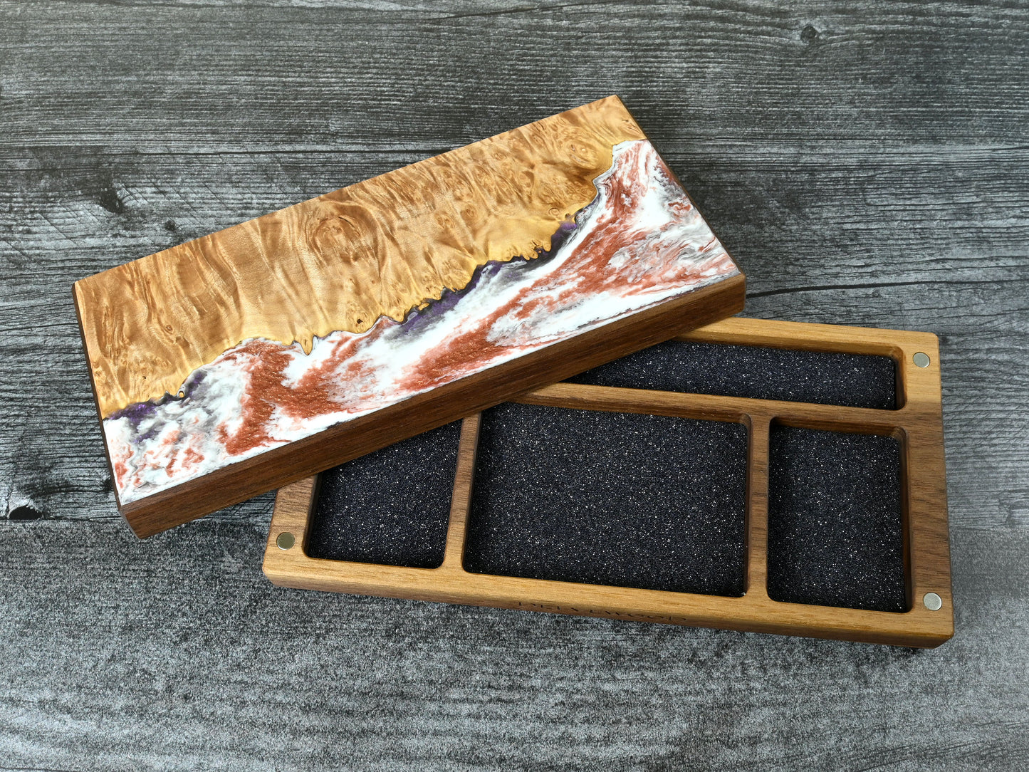 This Delver's Kit Dice Box features a walnut core and a maple burl top veneer with white, bronze, and purple resin. D&D ttrpg.