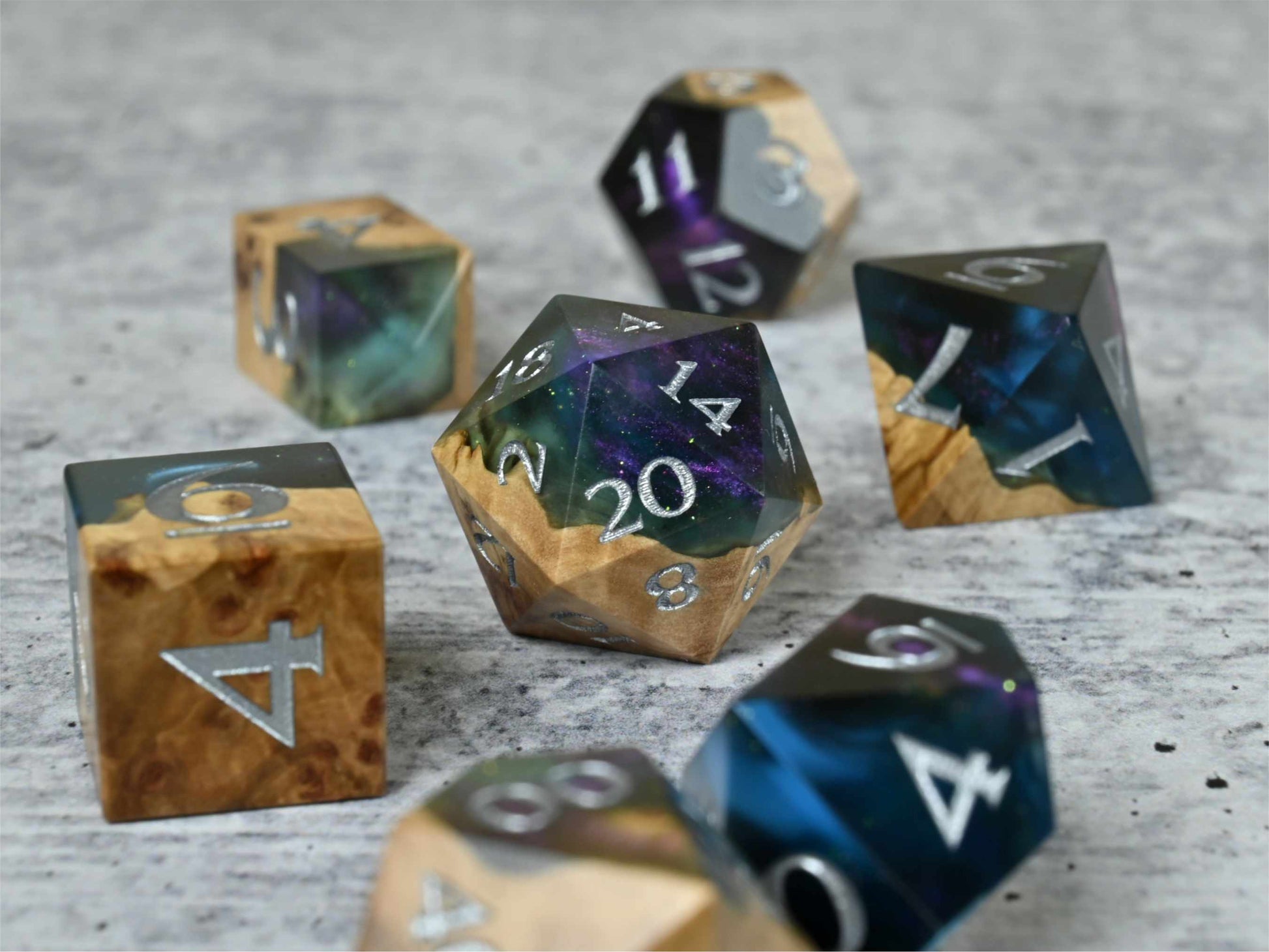 Anthias Reef - Corrugata Burl Hybrid wood and resin Dice Set for dnd ttrpg