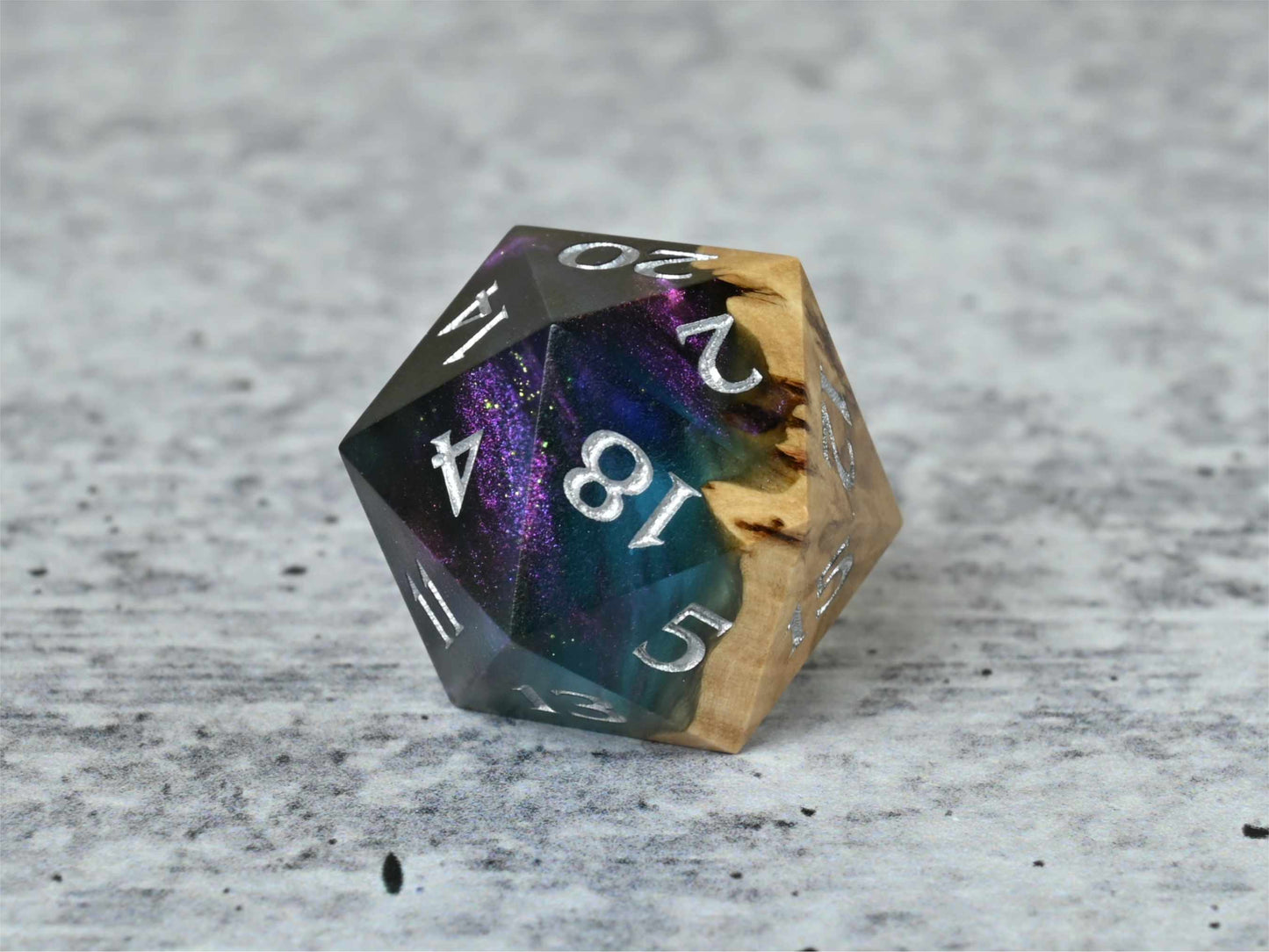 Anthias Reef - Corrugata Burl Hybrid wood and resin D20 for dnd ttrpg