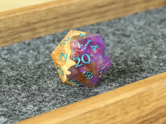 Glorious Brown mallee burl d20 dice for dnd ttrpg