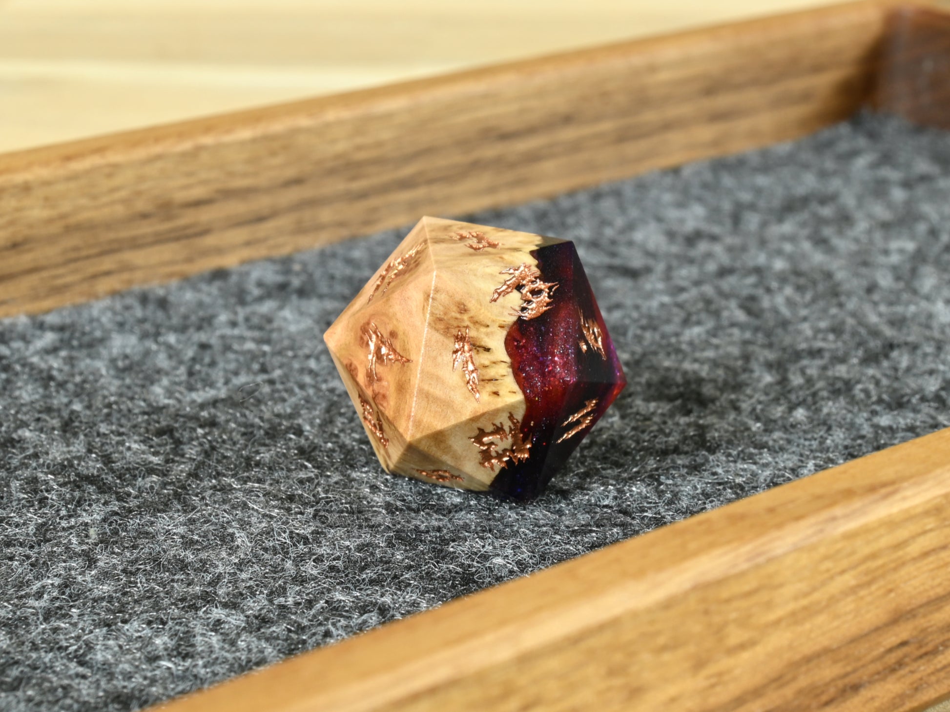 The last sky vasticola burl wood and resin d20 dice