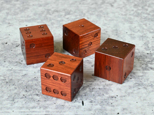 Bloodwood 4d6 pipped dice set for dnd ttrpg