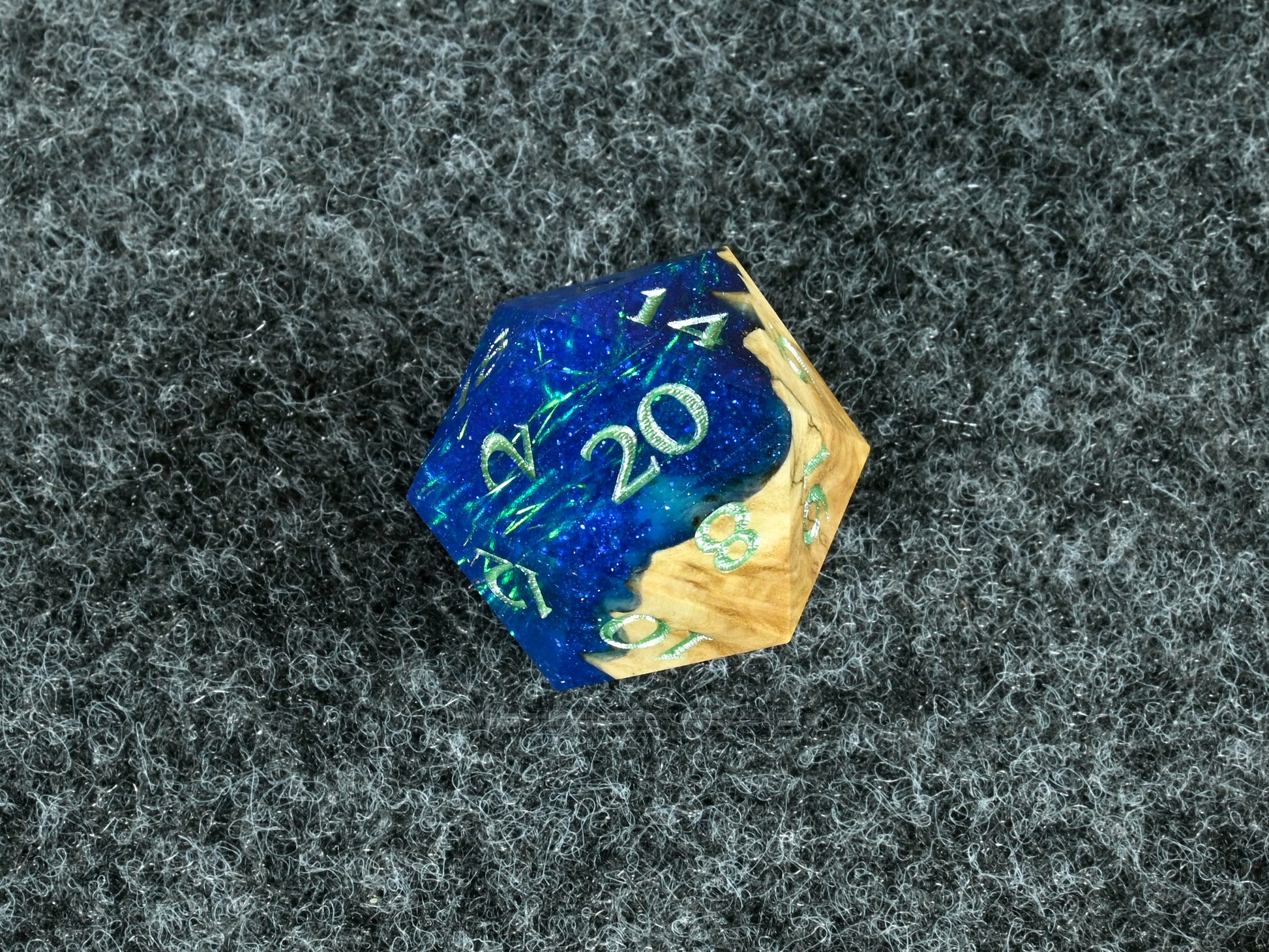 firefly bay brown mallee burl wood and resin d20 for dnd ttrpg