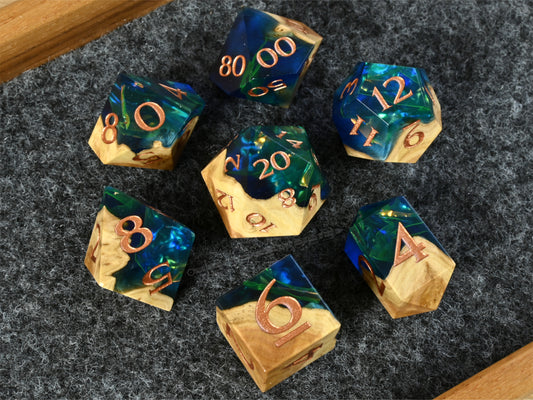 Remnants Brown Mallee Burl wood and resin Hybrid Dice Set for dnd ttrpg