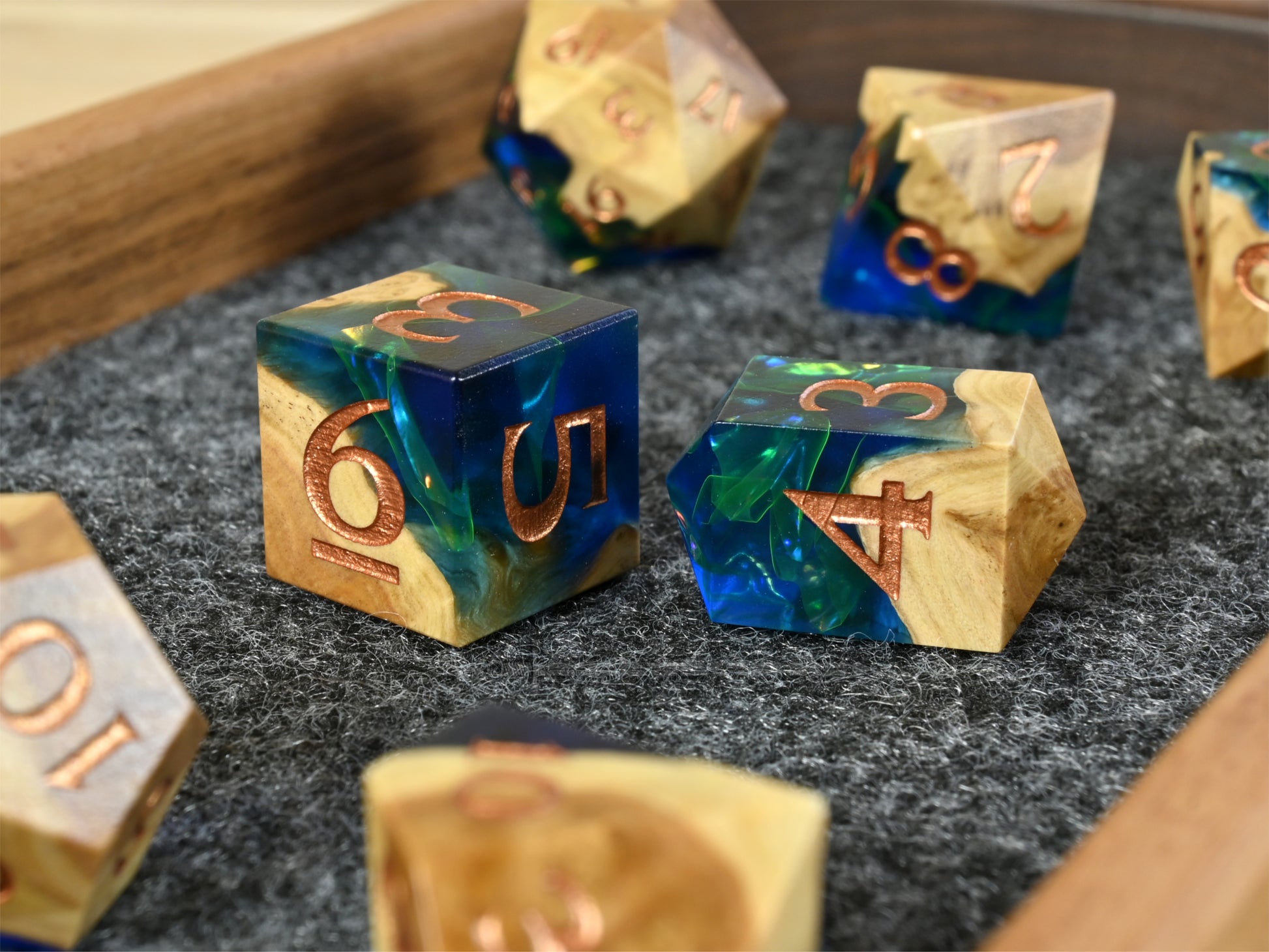 Remnants Brown Mallee Burl wood and resin Hybrid Dice Set for dnd ttrpg