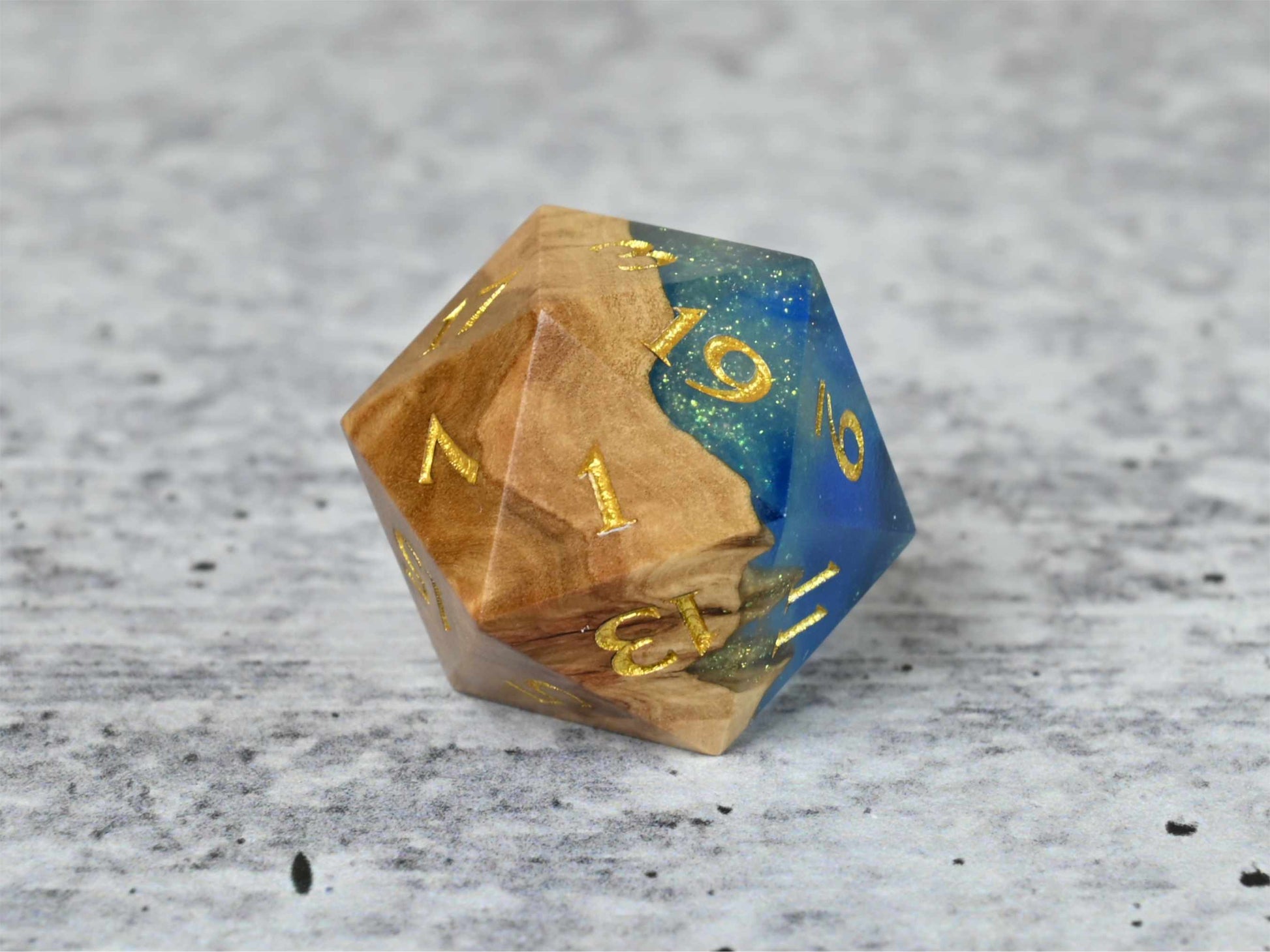 Sunken Treasure - Corrugata Burl Hybrid D20 Dice with gold painted numbers for dnd ttrpg