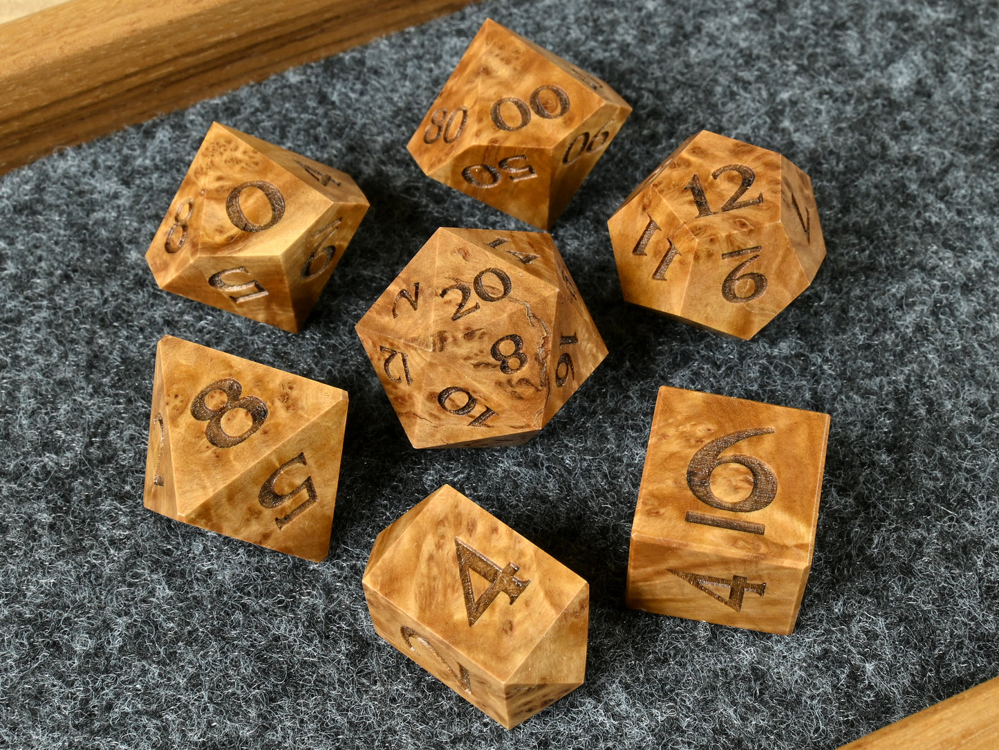 Brown Mallee burl wood dice set for dnd rpg