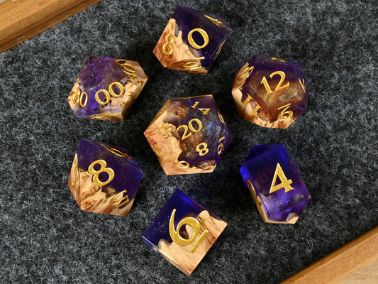 Majesty vasticola burl wood and resin dice set dnd tabletop rpg